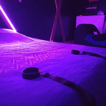 Love-room L'eden Du Désir Hébergement de vacances