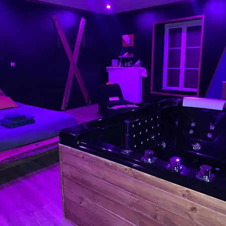 Love-room L'eden Du Désir Hébergement de vacances *